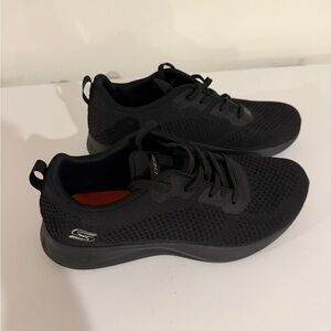 Skechers women’s sneakers size 10 EUC